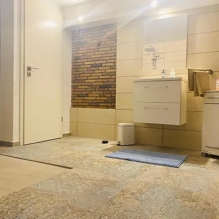 Apartment Tinyhaus & Souterrain In Ortenberg (Hessen)