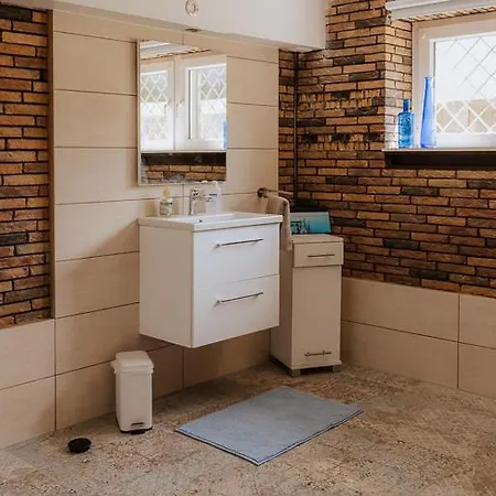Tinyhaus & Souterrain In Apartment Ortenberg (Hessen)