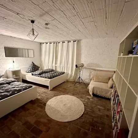 Apartment Tinyhaus & Souterrain In *